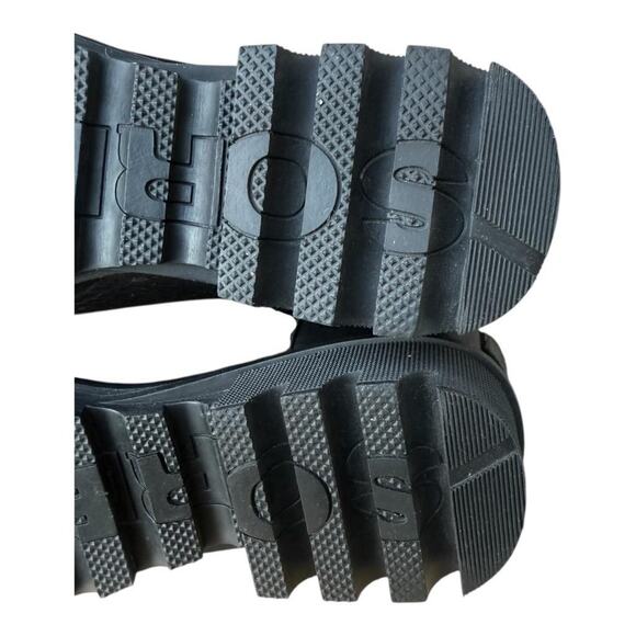 Sorel Phoenix Waterproof Black Leather Bootie Women size 8 - Picture 7 of 8